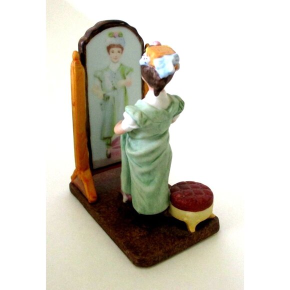 Vintage Norman Rockwell "Almost Grown Up" Figurine Norman Rockwell Collectible - Picture 3 of 6